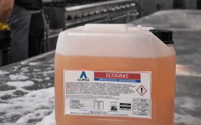 ¿A dónde van los fosfatos del detergente después del drenaje?
